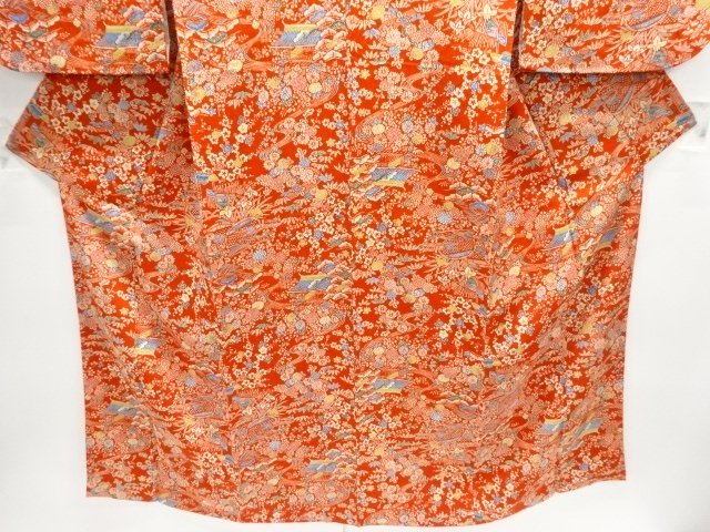  縮緬地屋敷に草花模様小紋着物